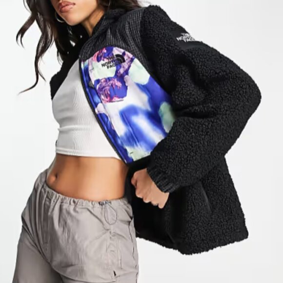 The North Face Tnf X Alfie Kungu Denali Jacket women’s medium. Limited edition - Picture 1 of 10
